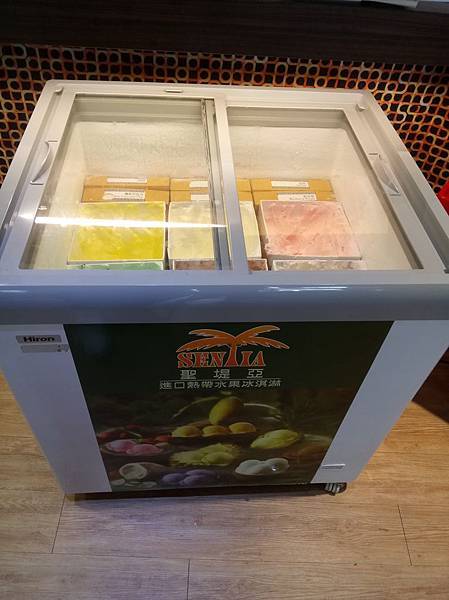 36411824_1789068374514351_7882059660188975104_n