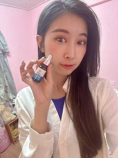 經驗分享》《杏顏滋養》告別乾肌！讓你愛上輕盈「油」保養，重拾