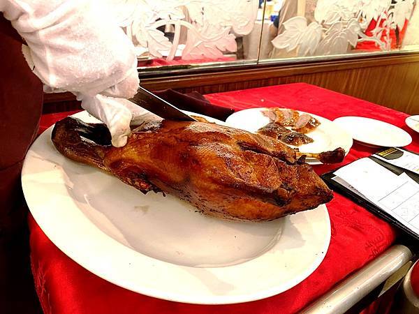 [食記] 台北 龍都酒樓中山店。終於讓我吃到你了!