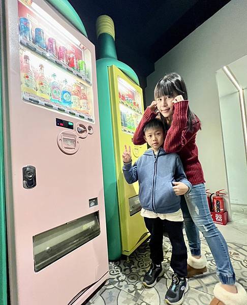 (食) 台中_知肉極緻韓燒肉-公益店。已三訪的韓式燒肉，小菜