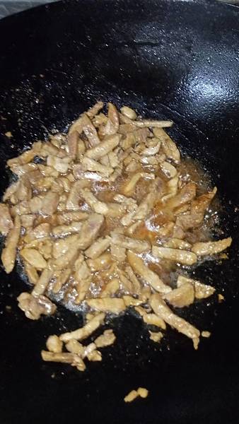 20180525沙茶炒豬柳 (4) 20180525沙茶炒豬柳 (4)