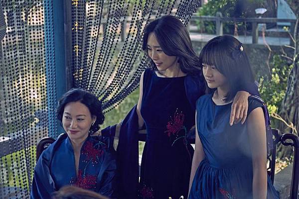 BoldCorruptAndTheBeautiful-12.jpg BoldCorruptAndTheBeautiful-12.jpg