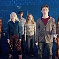 Evanna Lynch - Harry Potter and the Order of the Phoenix (2007) 12598.jpg