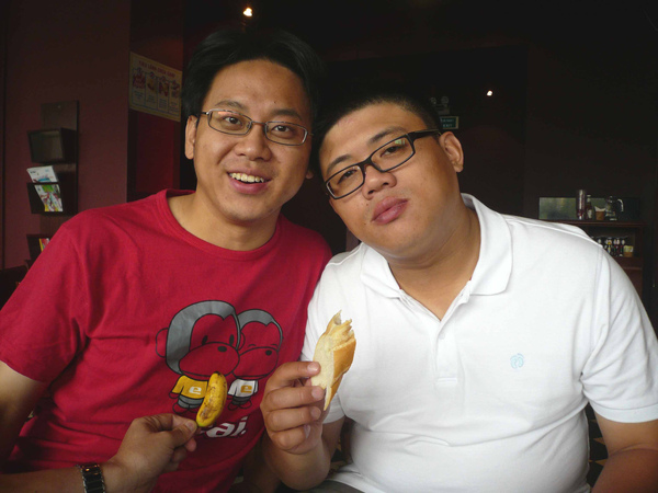 D2-01-012 早餐由飯店隔壁 HIGHLANDS COFFEE 提供.JPG