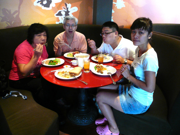 D3-01-001 早餐HIGHLANDS COFFEE.JPG