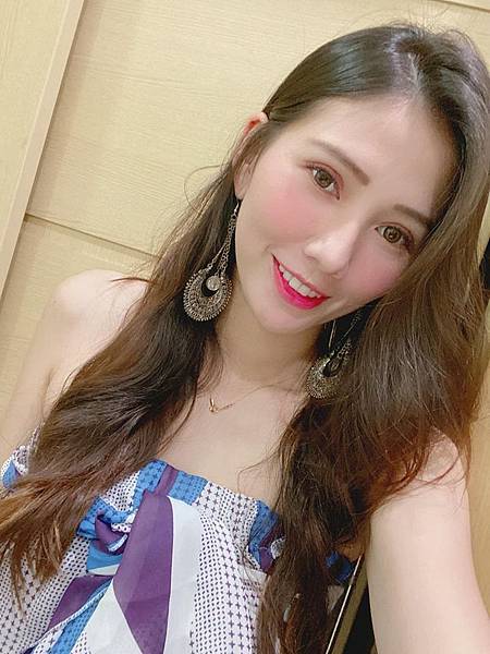 康和期貨營業員李思儀 期貨女王 推薦期貨營業員 選擇權手續費 OP手續費 周選擇權手續費 選擇權價差組合單開戶