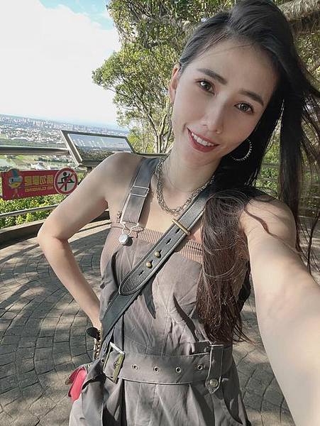 康和期貨營業員李思儀期貨女王微型外匯期貨手續費微型加幣微型道瓊微型歐元微型黃金外匯期貨歐元期貨澳幣期貨海期手續費海期開戶