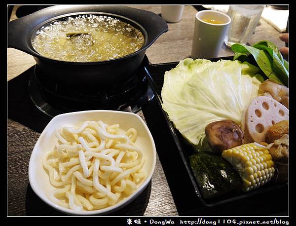 【桃園食記】藝文特區。村民食堂。海月鍋物