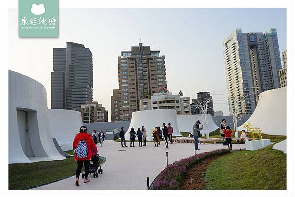 【台中免費景點推薦】自然流動的建築空間 宇宙行星體系空中花園 臺中國家歌劇院