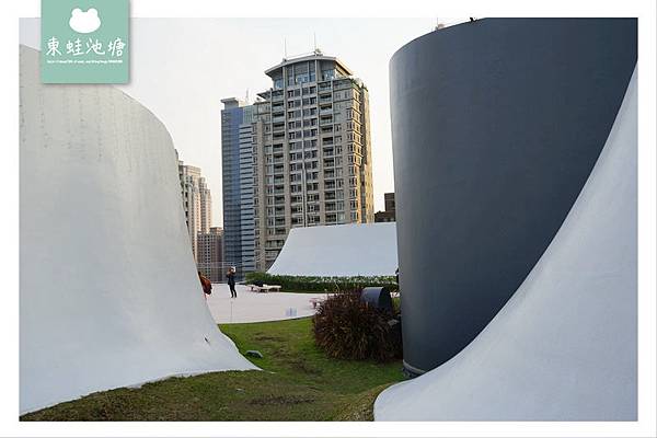 【台中免費景點推薦】自然流動的建築空間 宇宙行星體系空中花園 臺中國家歌劇院