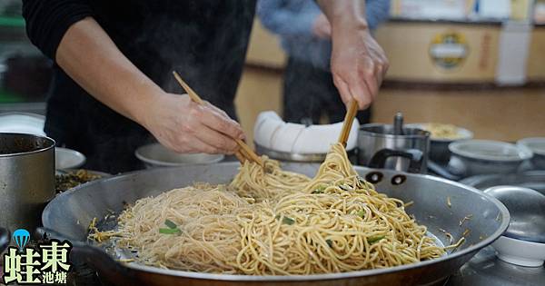 【苗栗市區小吃推薦】藏身在玉清公園內 平價美味糯米飯/炒麵/豬血湯 海山小吃