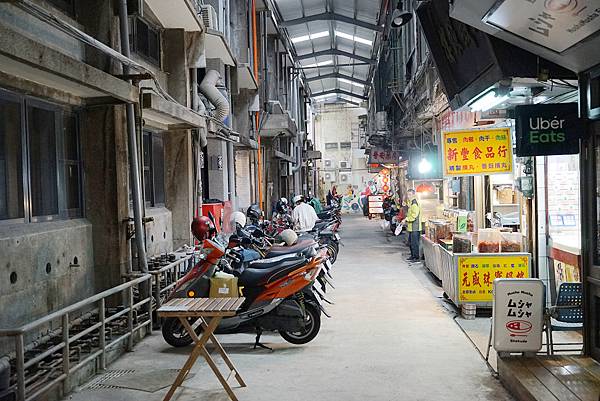 【新竹東門市場美食推薦】超美味老宅舒肥料理 湯品飲料甜點通通都好吃 硬派主廚的軟嫩料理-東門市場