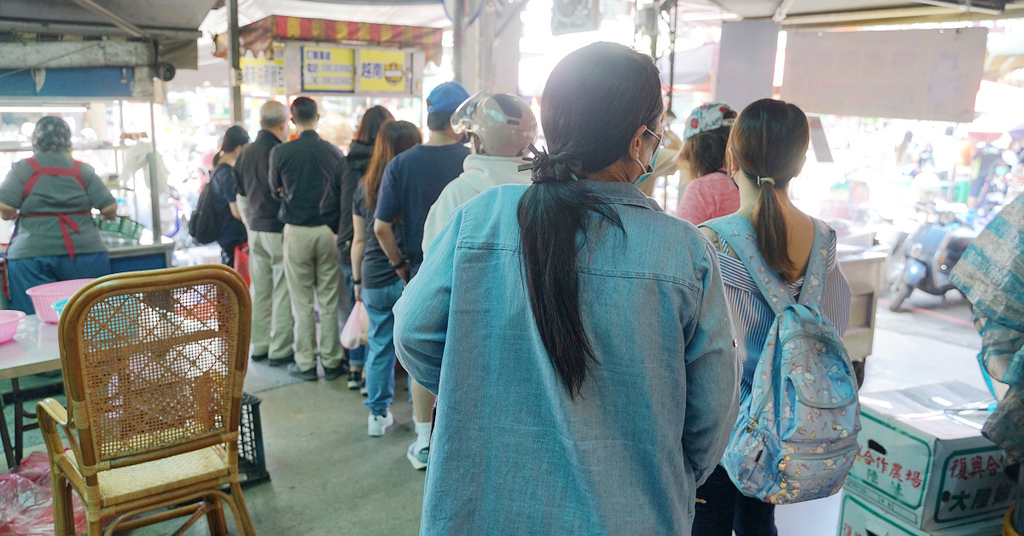 [食記] 忠貞市場人氣排隊美食 阿箴越南法國麵包