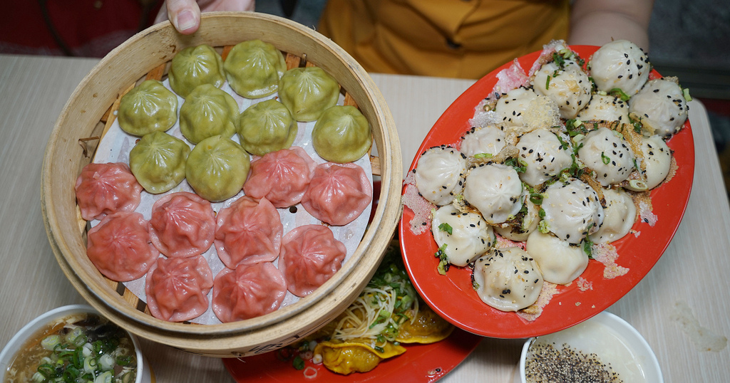 [食記] 全台唯一臭豆腐生煎包 御香園上海湯包