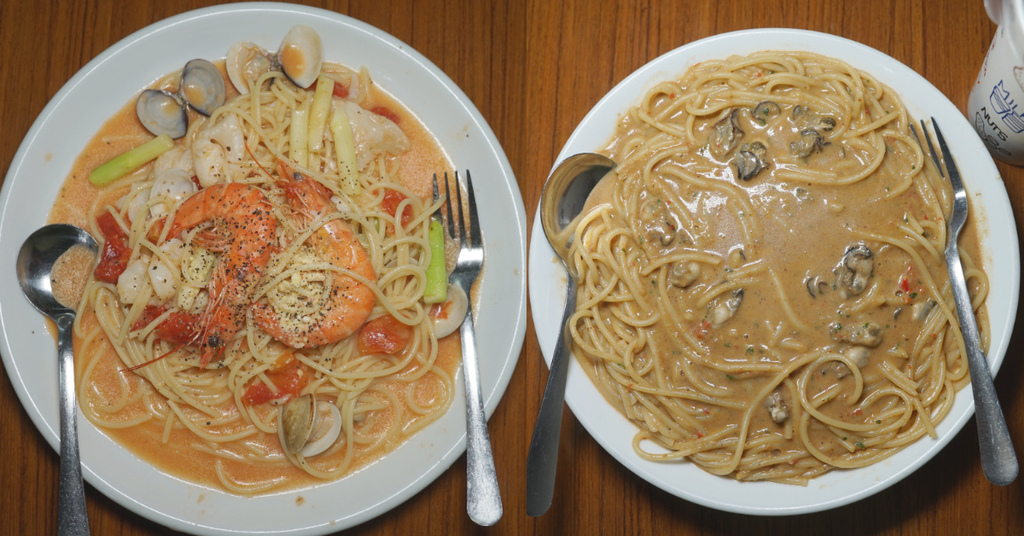 [食記] 中西合併豆鼓辣味鮮蚵麵 艾隆義式美食