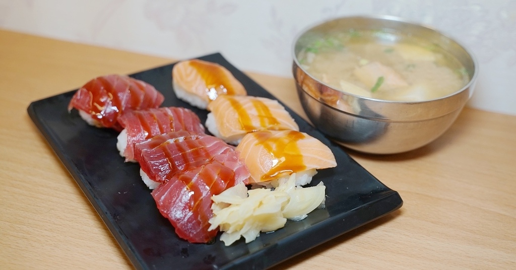 [食記] 台式平價握壽司 仁愛市場A12櫻握壽司
