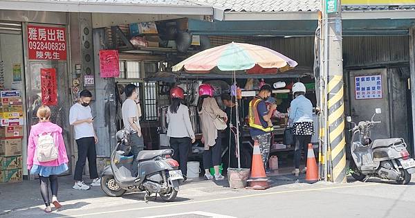 【桃園八德早餐推薦】在地36年老字號排隊老店 手捍古早味蛋餅 新興高中監獄蛋餅