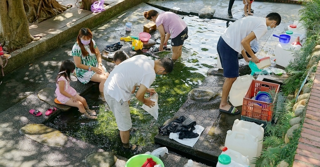 [心得] 八德免費戲水景點 霄裡石母娘娘浣衣池