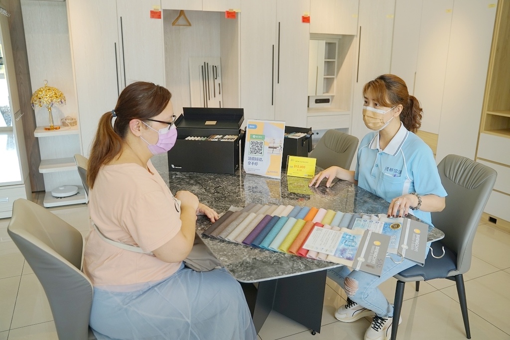 【桃園蘆竹南崁家具行推薦】床墊自產自銷31年 最完美弧度貼心電動床 德新傢俱蘆竹南崁店 【桃園蘆竹南崁家具行推薦】床墊自產自銷31年 最完美弧度貼心電動床 德新傢俱蘆竹南崁店