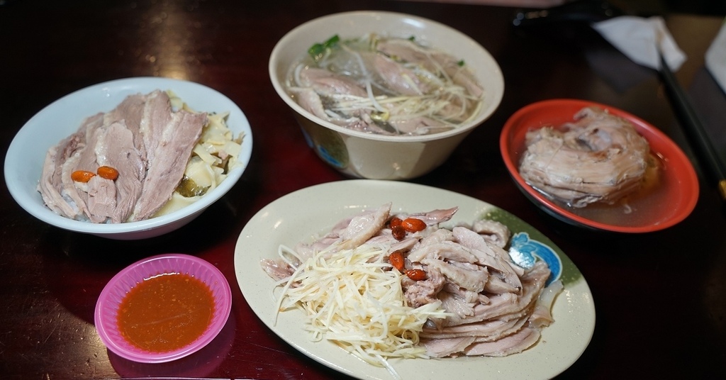 [食記] 蘆竹南崁 去骨鵝肉口感超軟嫩 烹鼎鵝肉