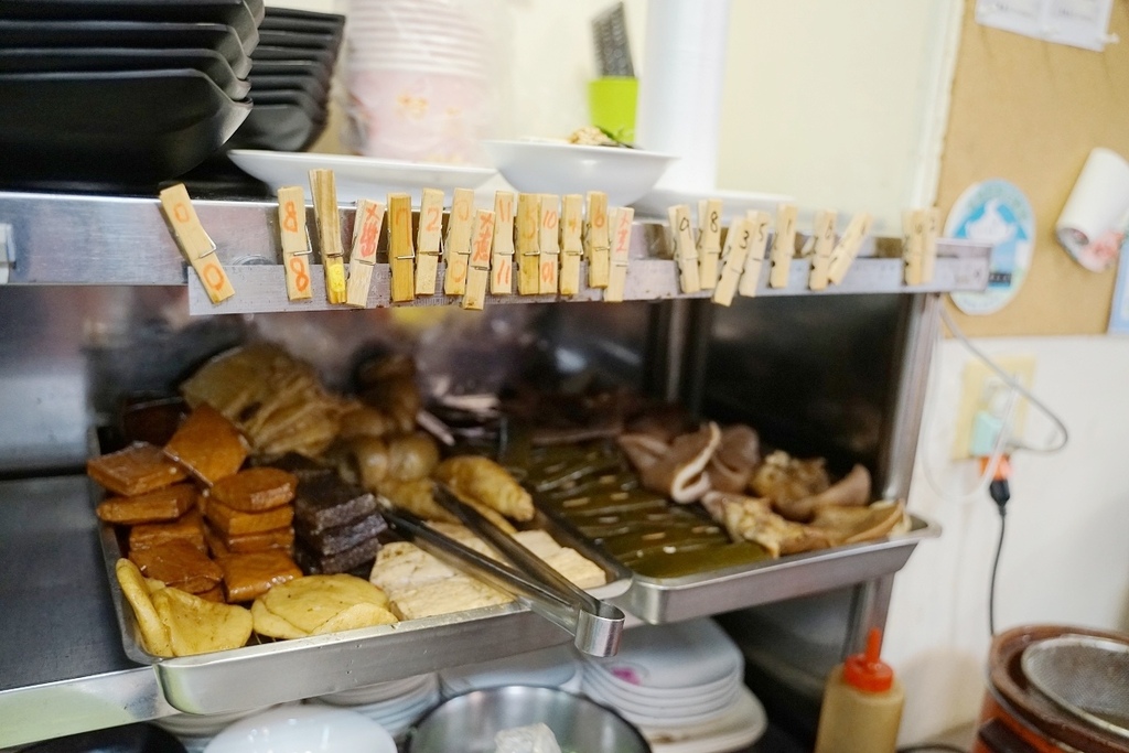 【中壢龍岡米干店推薦】餐點種類選擇多 好吃必點炸豌豆片 忠貞雲鄉米干本店