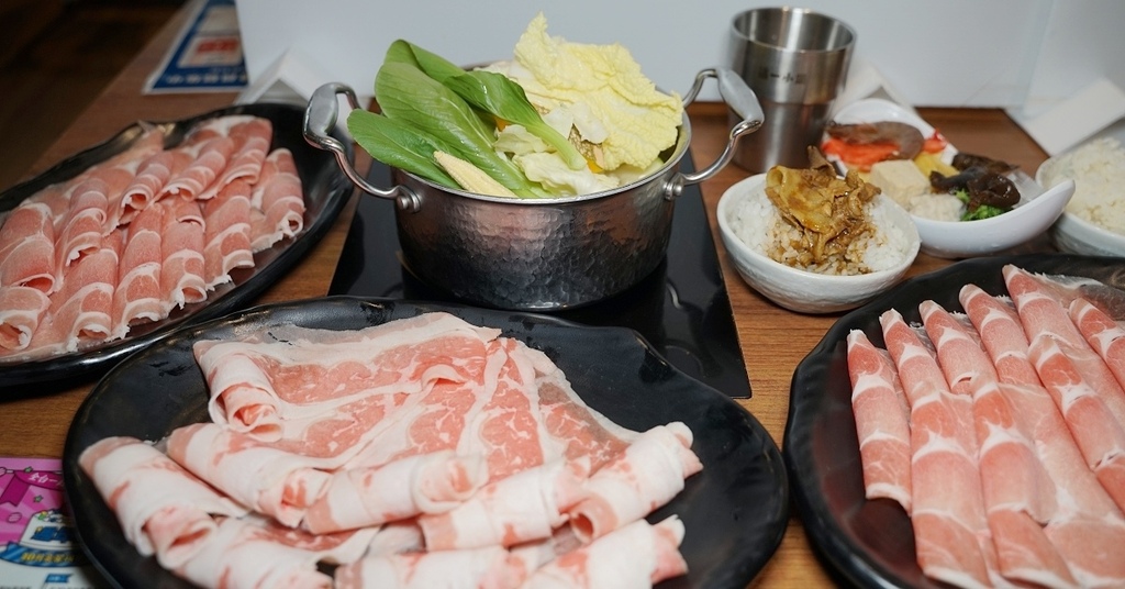 [食記] 中壢台式復古風格 這一小鍋中壢家樂福店