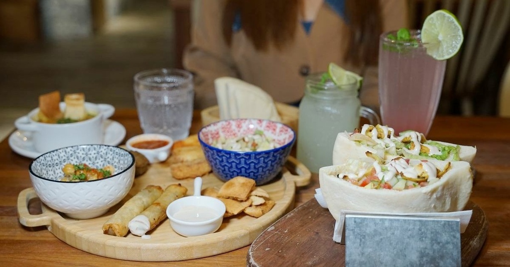 [食記] 以色列老闆家鄉味 皮塔地中海料理竹北店