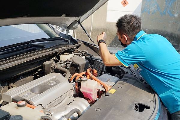 【高雄中古車推薦】楠梓在地20年老店 5525SAVE認證車保固 鑫同利汽車