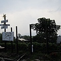 20100821東山自然休閒步道指引牌施工 (43).JPG