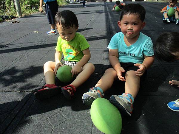 IMG_1889.jpg IMG_1889.jpg