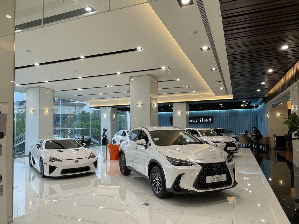 北都 Lexus 南港旗艦店