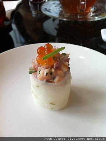 鮭魚魚子醬壽司