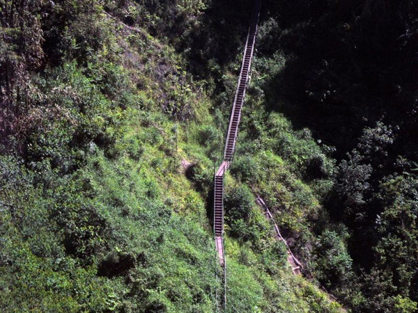 日月潭纜車-卜吉山步道.jpg