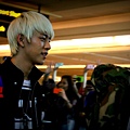 120322 B.A.P - 新加坡樟宜機場飯拍 5P -5