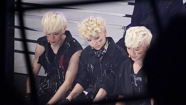 120221 B.A.P - Show Champion 飯拍 40P [bapbaby0128]