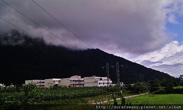 When approaching mountain, it rains easily, this is Hualien...