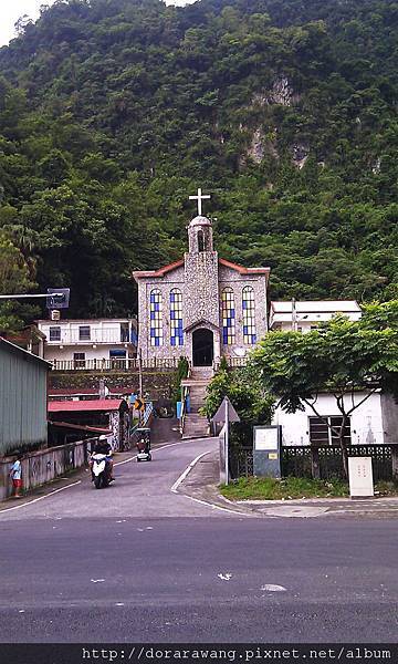 A church on the way, we were stopping to the opposite side of it for 7-11(Get what you'll need here)