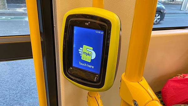 【澳洲】Day 1 台灣 > 墨爾本機場 > 墨爾本交通、市 【澳洲】Day 1 台灣 > 墨爾本機場 > 墨爾本交通、市