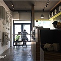 2014-06-21AWAY024-店內.jpg