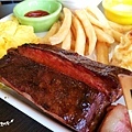 2015-04-18BRICK磚塊早午餐-豬肋排.jpg