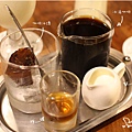 黑浮咖啡-飲品01.jpg