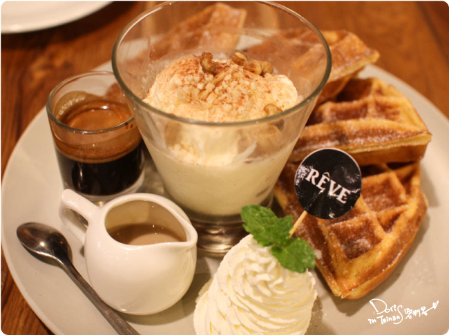 黑浮咖啡-餐點06-1.jpg 黑浮咖啡-餐點06-1.jpg