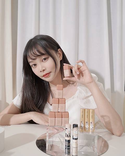 【美妝分享】FreshO2 花生漫畫持色水潤唇膏/釉輕釉嫩小