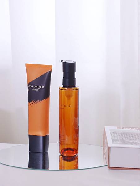 植村秀 山茶花精萃奢養