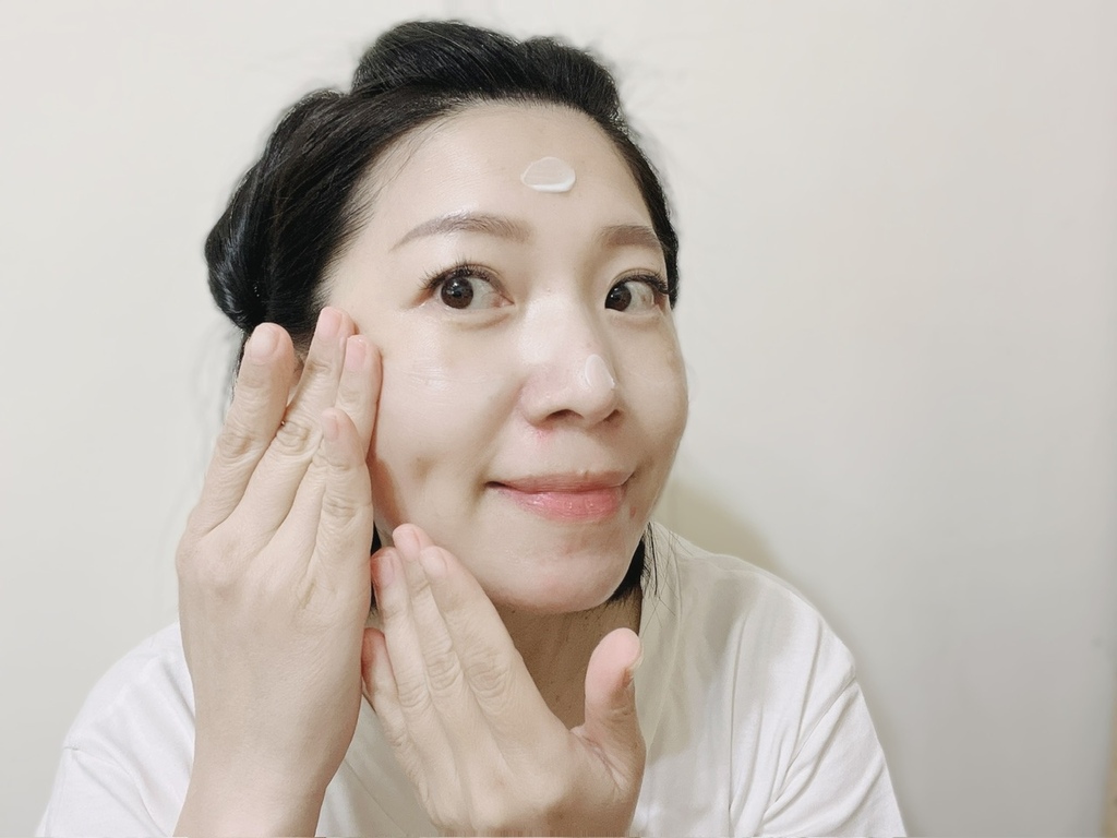 Zoursi佐思煥膚精華三件式套組~給肌膚有感保濕~透亮補水 試用