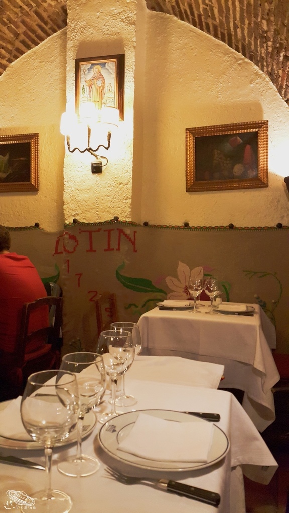 715120.jpg 715120.jpg