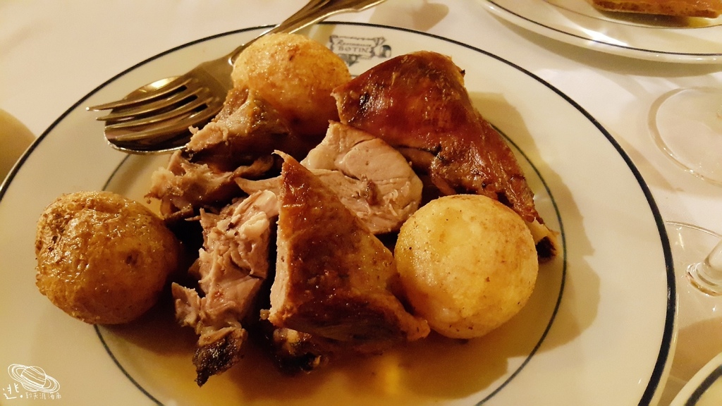 715113.jpg 715113.jpg