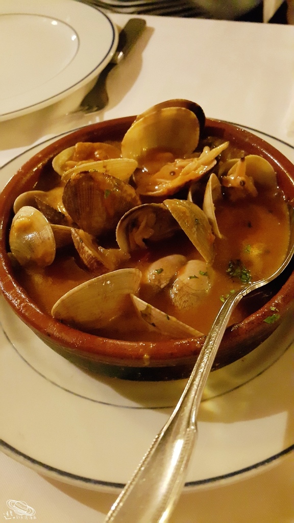 715117.jpg 715117.jpg