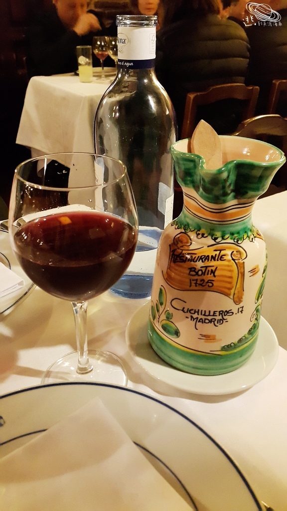 715121.jpg 715121.jpg