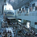 Kyoto station inside.jpg